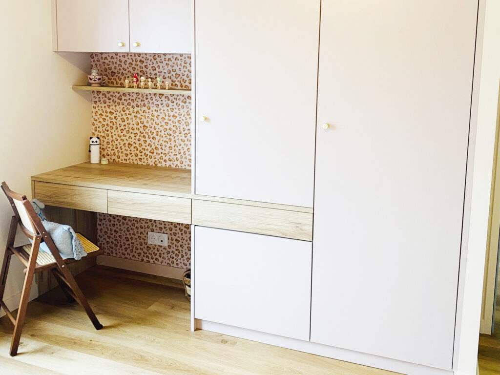 amenagement-bureau-integre-sur-mesure-region-lorient-louarn-interieurs