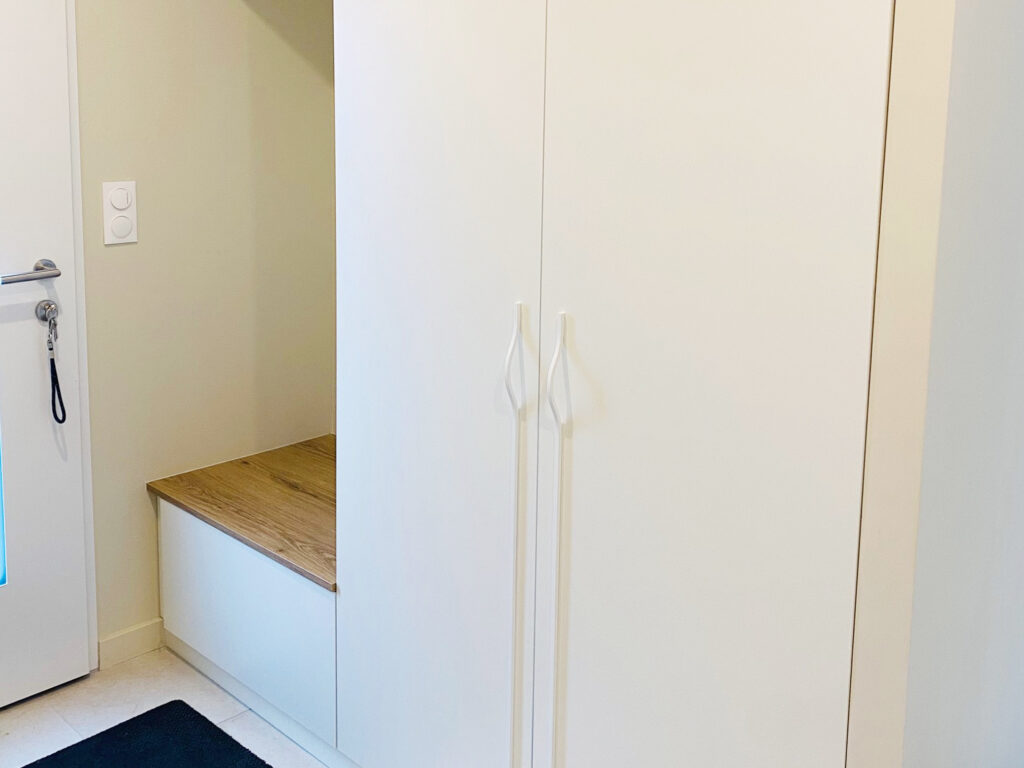 amenagement-entree-sur-mesure-region-lorient-louarn-interieurs